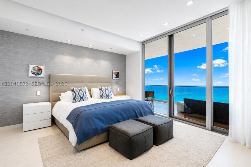 Condo for sale at Residences by Armani / Casa 2004