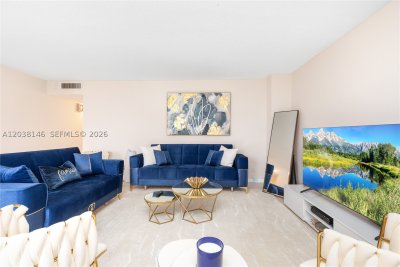 Comprar apartamento no Parker Plaza Estates 307