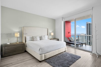 Comprar apartamento no Beachwalk T3001