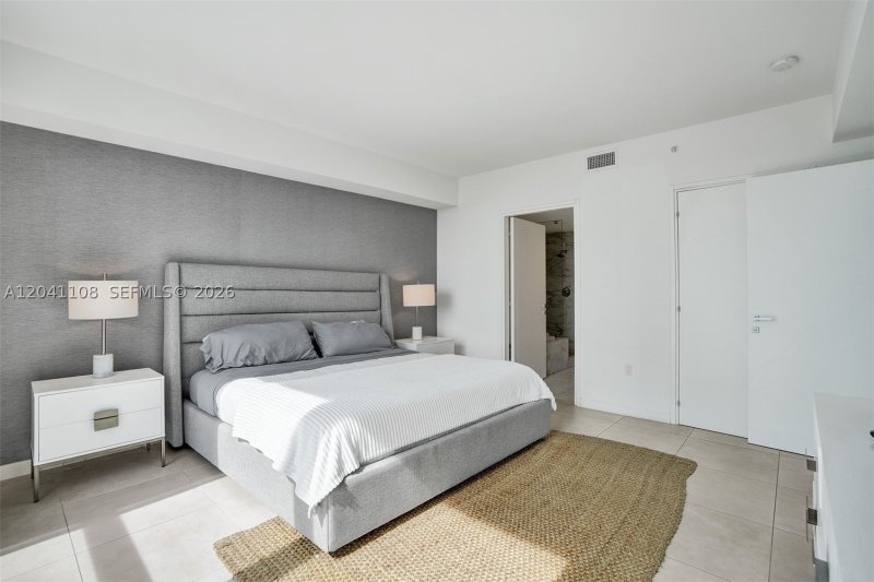 Apartment for rent at Tiffany House 715