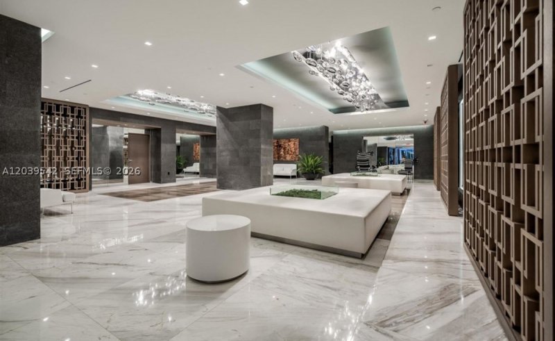 Condo for sale at 400 Sunny Isles 1817