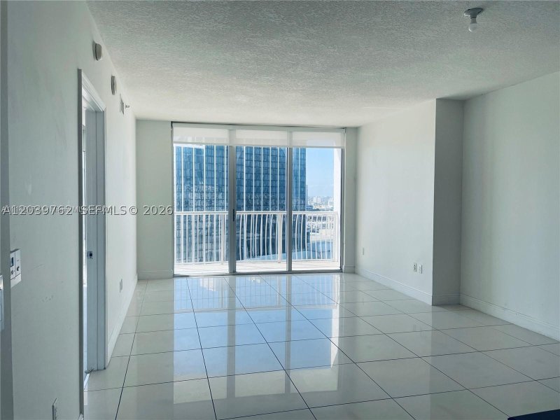 Condo for sale at Opera Tower 2112