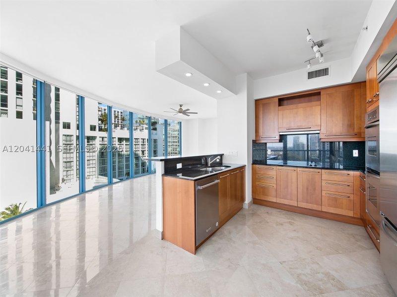 Apartment for rent at Las Olas River House 1502