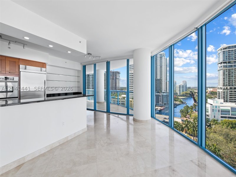Apartment for rent at Las Olas River House 1502