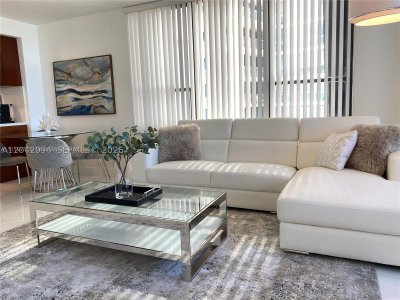 Aluguel de apartamento no Alexander Towers 606