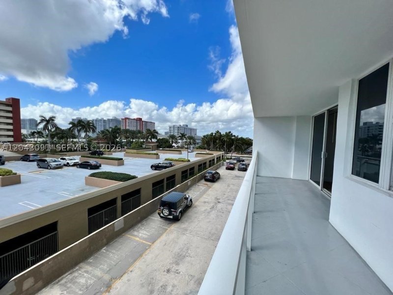 Apartment for rent at Parker Plaza Estates 211