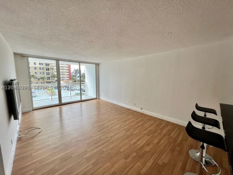 Apartment for rent at Parker Plaza Estates 211