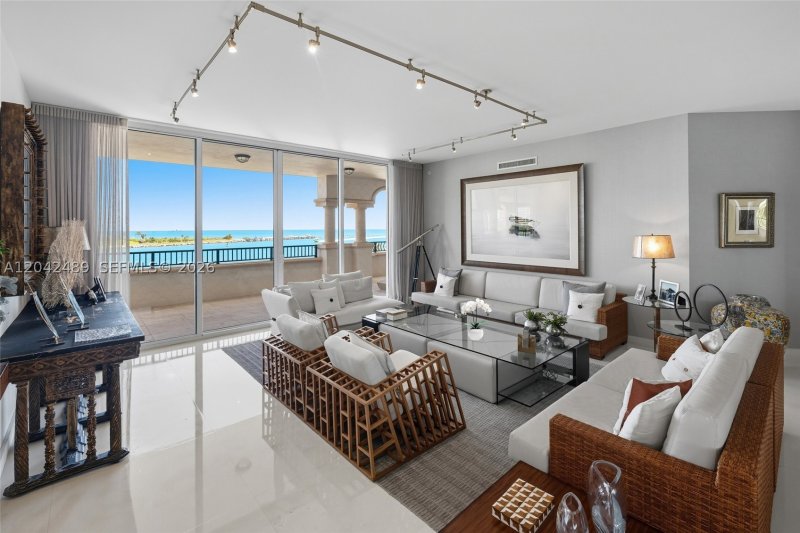 Apartment for rent at Palazzo Del Mare 7141