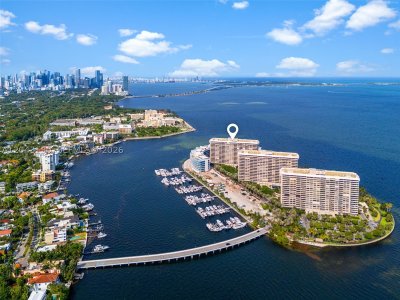 Grove Isles Tower III Apt #C1610