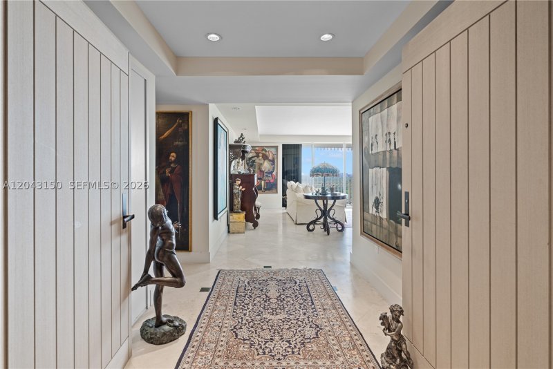 Comprar apartamento en Grove Isles Tower III C1610