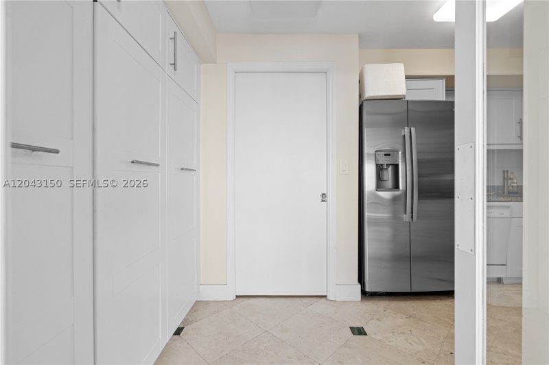 Comprar apartamento en Grove Isles Tower III C1610
