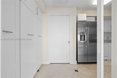 Comprar apartamento en Grove Isles Tower III C1610