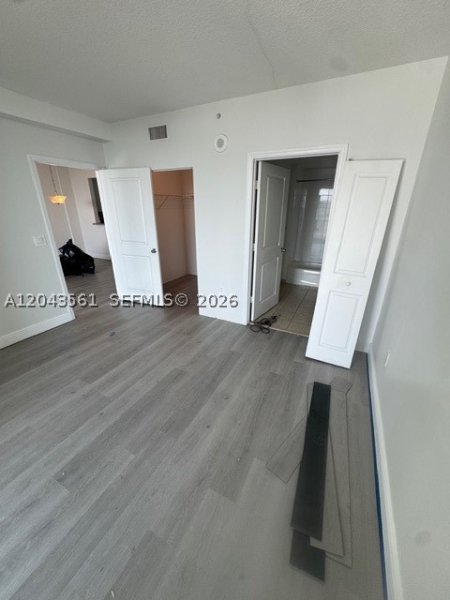 Apartment for rent at Vue at Brickell 1713