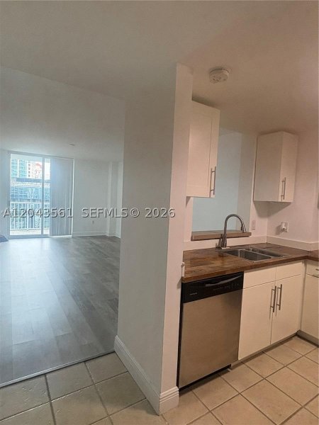 Apartment for rent at Vue at Brickell 1713