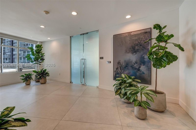 Apartment for rent at Vue at Brickell 1713
