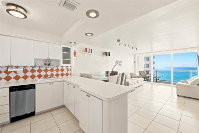 Comprar apartamento no Parker Plaza Estates 816
