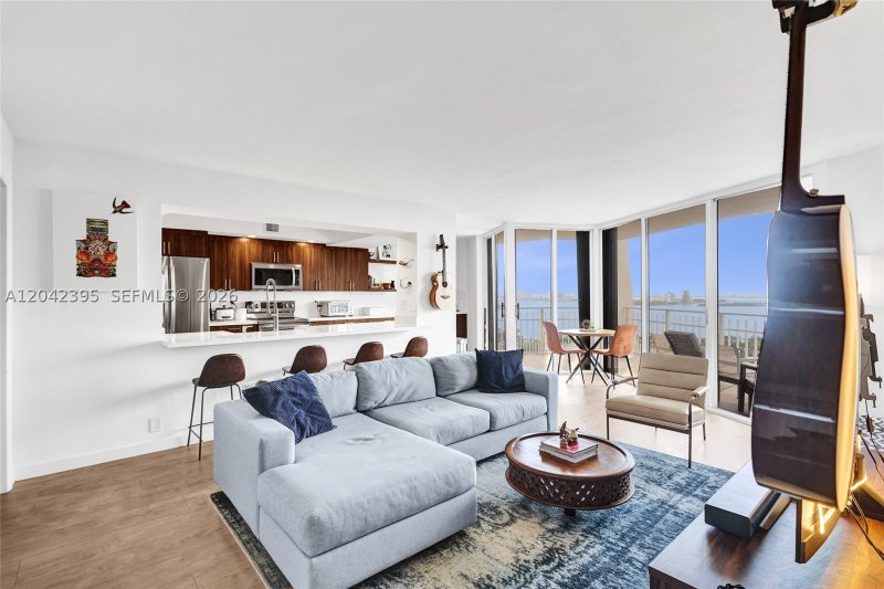 Condo for sale at Towers of Quayside 2 TS8