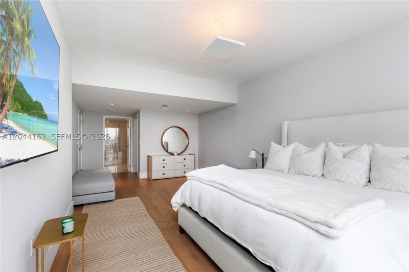 Condo for sale at Kai at Bay Harbor 7H-S