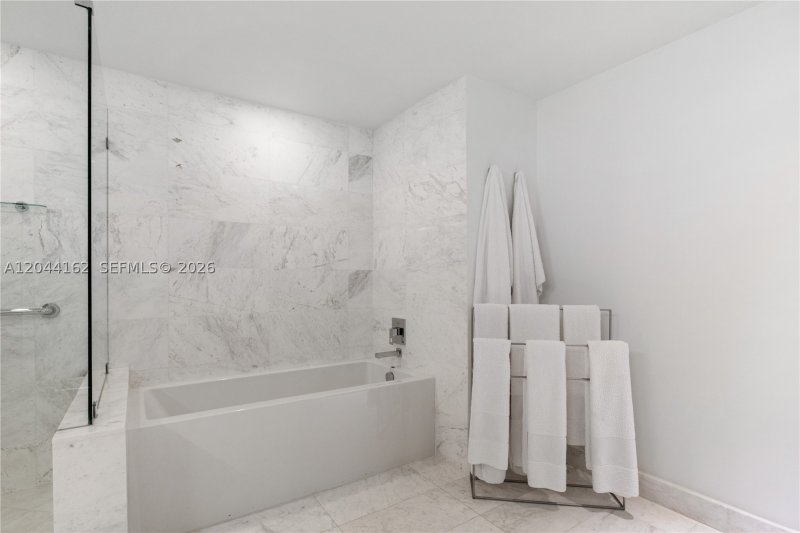 Condo for sale at Kai at Bay Harbor 7H-S