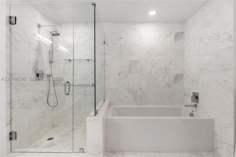 Condo for sale at Kai at Bay Harbor 7H-S