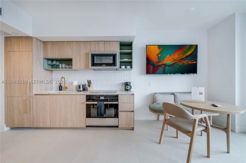 Condo for sale at Natiivo Gale Miami Hotel & Residences 4212