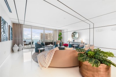 Alquiler de apartamento en Aston Martin Residences 5104