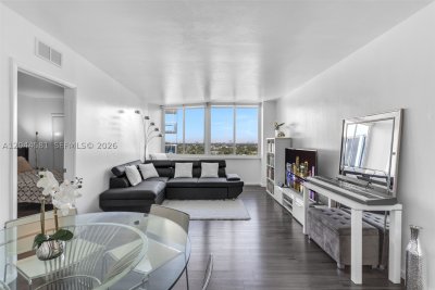 Comprar apartamento en Parkview Point 10H
