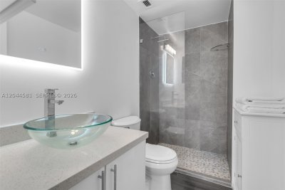 Comprar apartamento en Parkview Point 10H