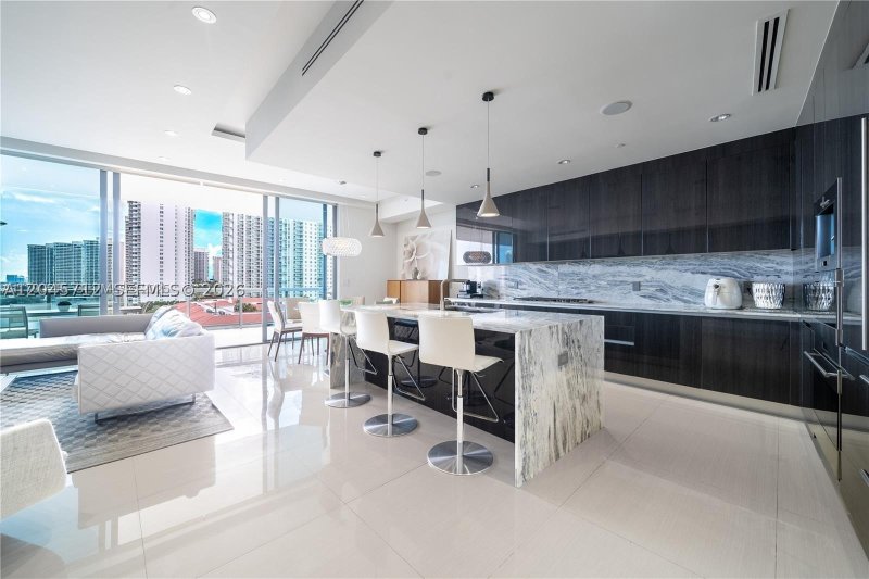 Condo for sale at Echo Aventura 710