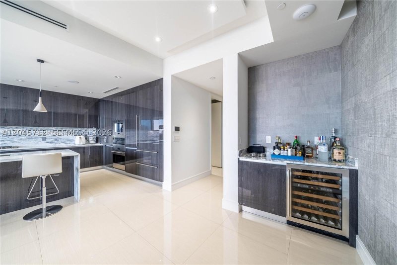Condo for sale at Echo Aventura 710