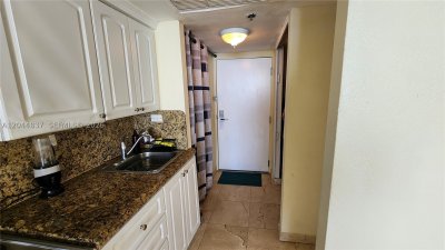 Comprar apartamento no Aventura Beach Club 345