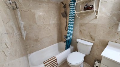 Comprar apartamento no Aventura Beach Club 345