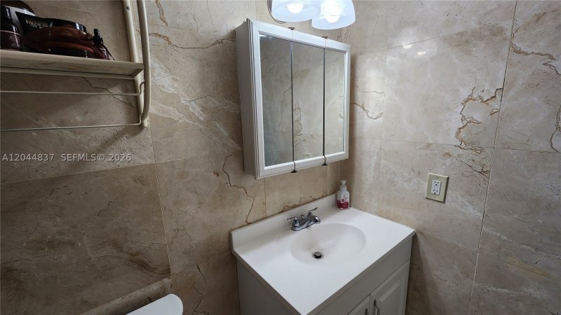 Condo for sale at Aventura Beach Club 345