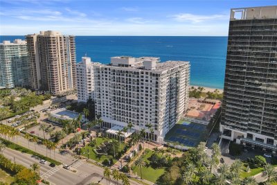 Comprar apartamento no Balmoral Condo 8S