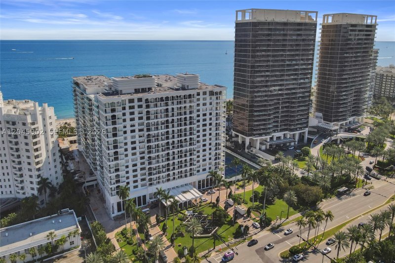 Condo for sale at Balmoral Condo 8S