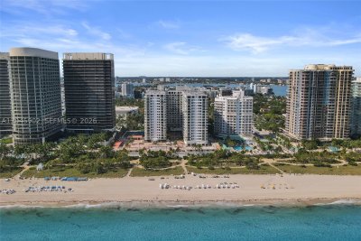 Comprar apartamento no Balmoral Condo 8S