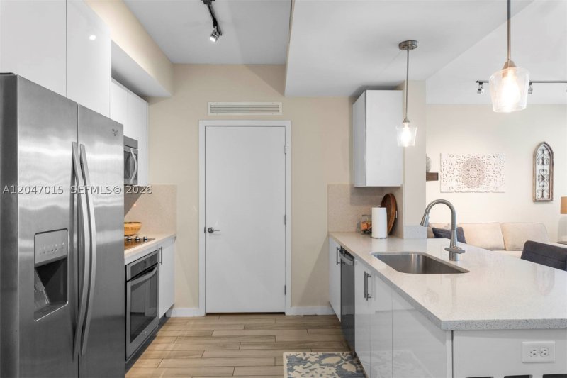 Comprar apartamento no Nine at Mary Brickell Village 2015