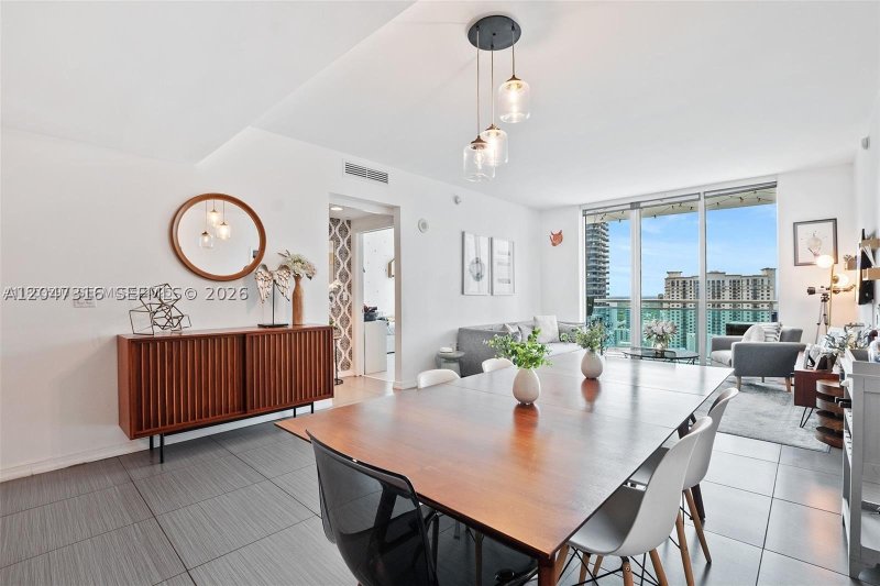 Apartment for rent at The Plaza Tower II 3207