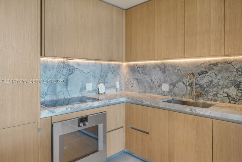 Apartment for rent at Five Park Miami Beach 1506