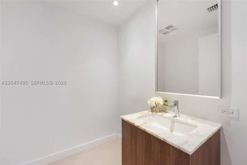 Apartment for rent at Five Park Miami Beach 1506