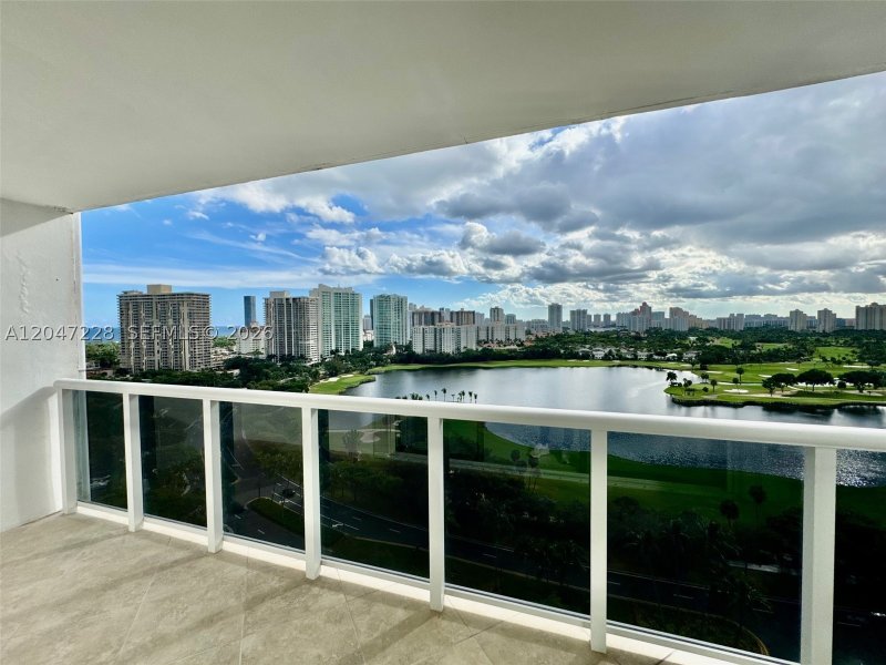 Condo for sale at El Dorado 2007