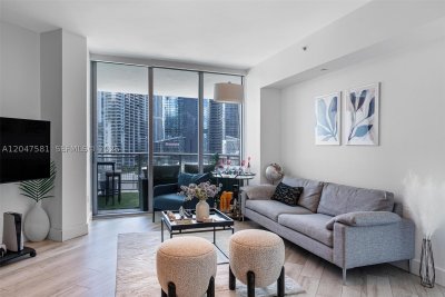 Comprar apartamento en Wind by Neo 2108