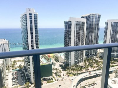 Comprar apartamento en Hyde Beach House T3505