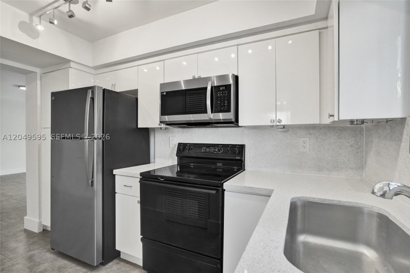 Condo for sale at Delvista Towers 26