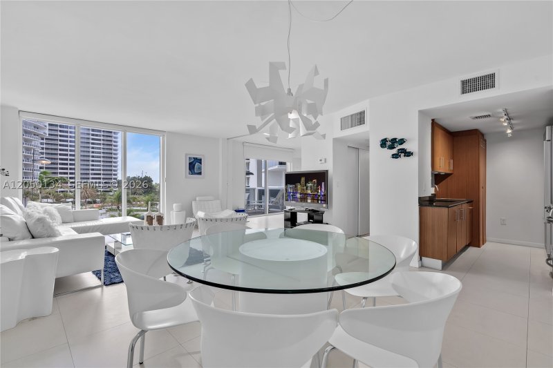 Apartment for rent at Harbour House 417
