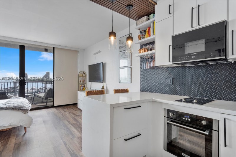 Apartment for rent at The Venetia 518