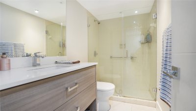Comprar apartamento en Vendome Place 403