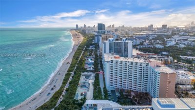 Aluguel de apartamento no Triton Towers 702