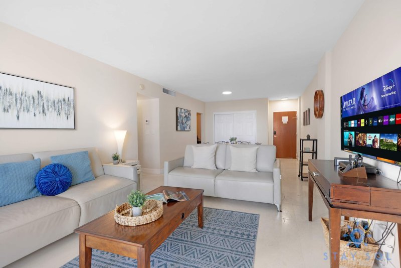Condo for sale at Tides Hollywood Beach 14k