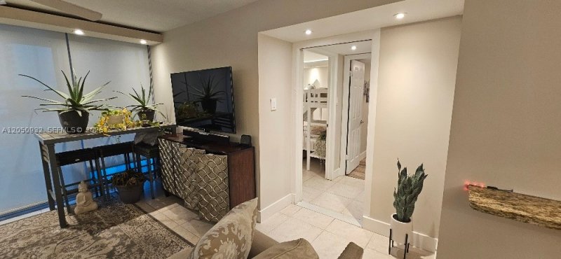 Apartment for rent at Del Prado South Tower 602